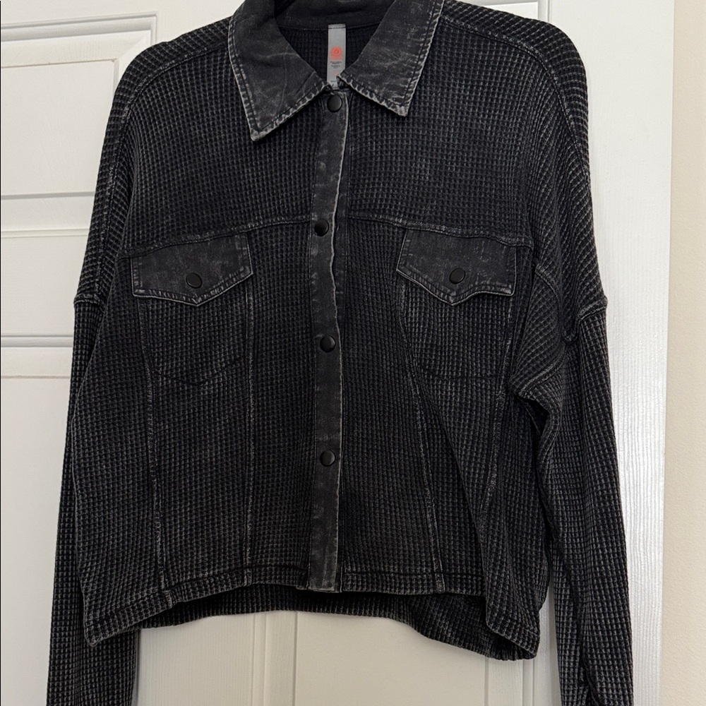 Mono B Black Textured Button-Up Top